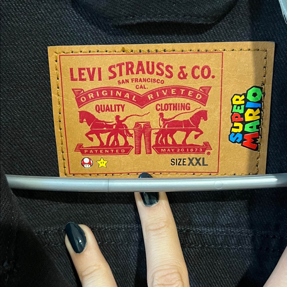 Levi's Black Denim Jacket Super Mario - Picture 3 of 4